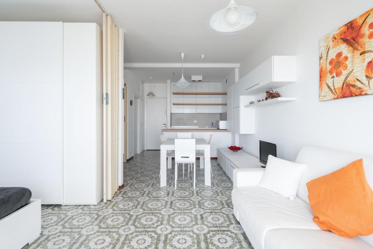 Apartment Playa Grande 504 - Immobiliare Living Lido di Jesolo